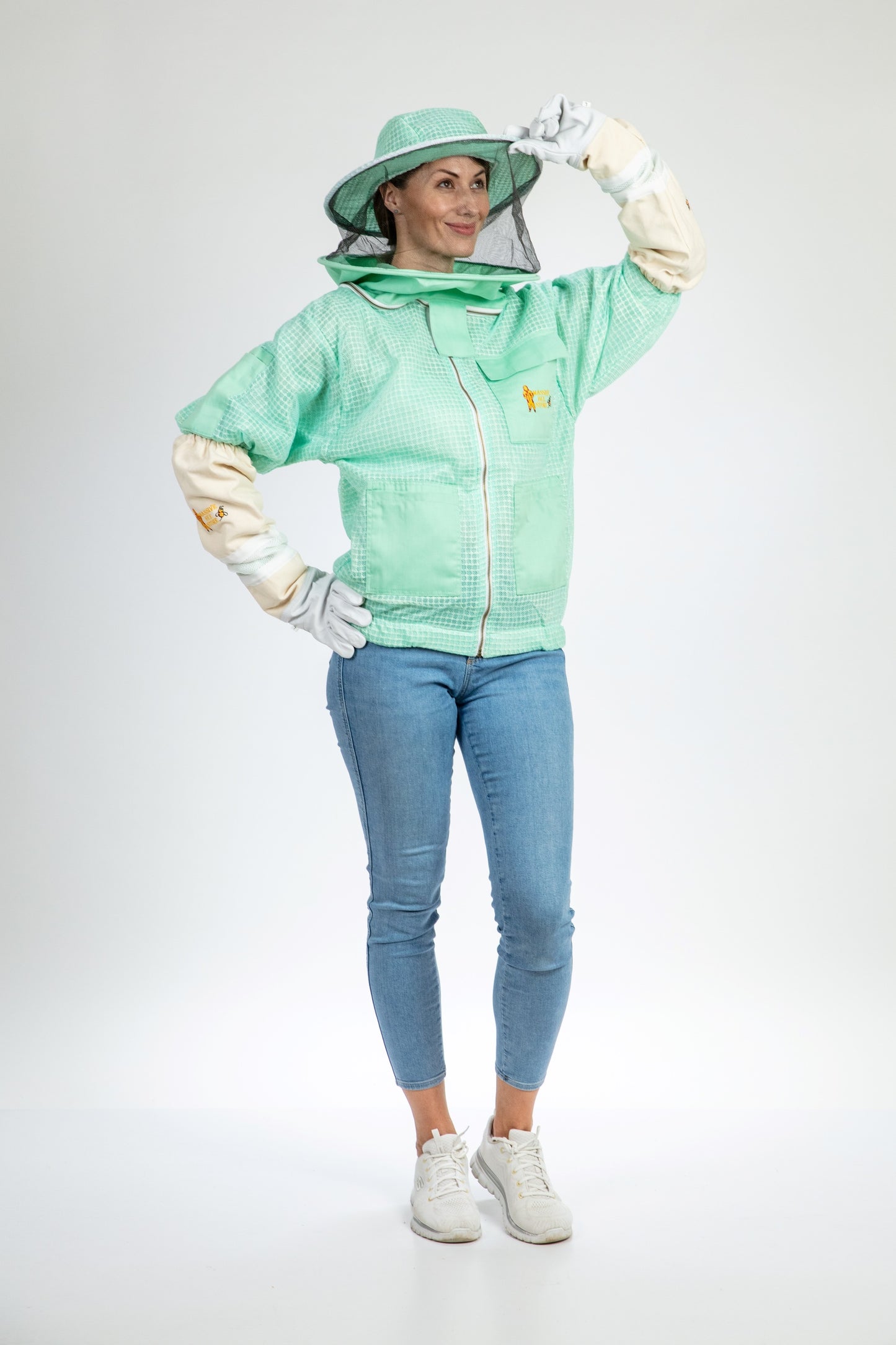 Aqua Beekeeping Ventilated Jacket with Round Veil