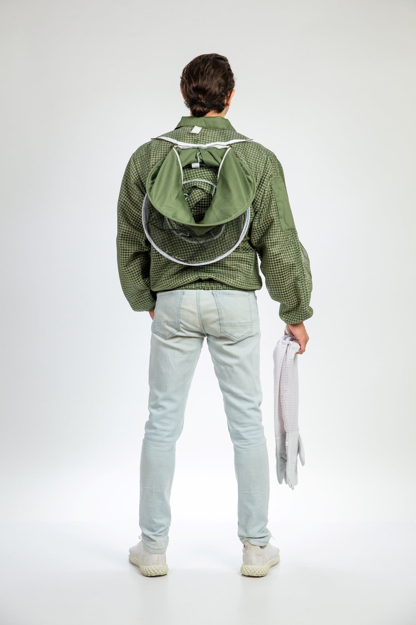 Olive Green Beekeeping Ventilated Jacket with Round Veil