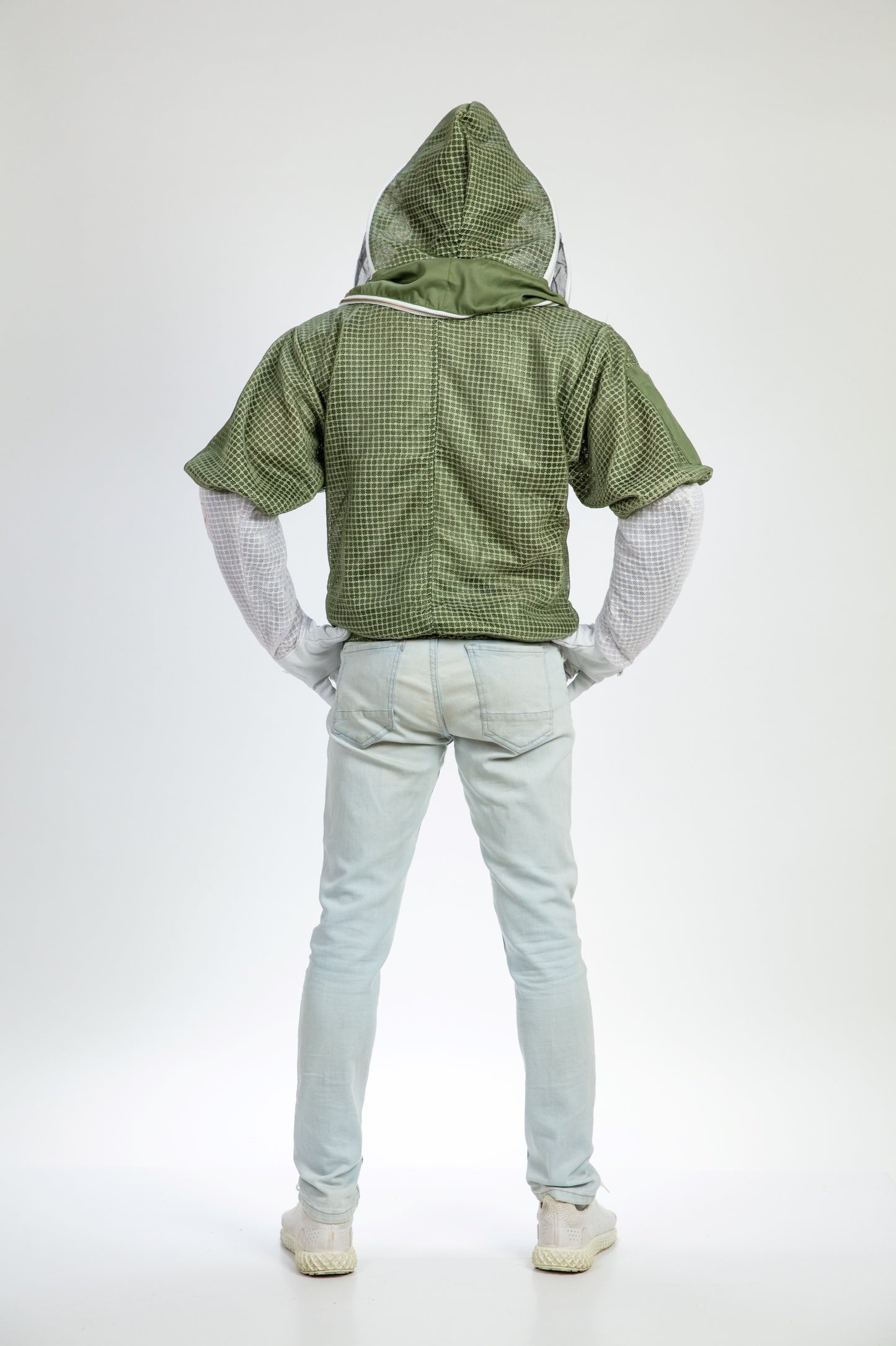 Olive Green Beekeeping Ventilated Jacket with Fencing Veil