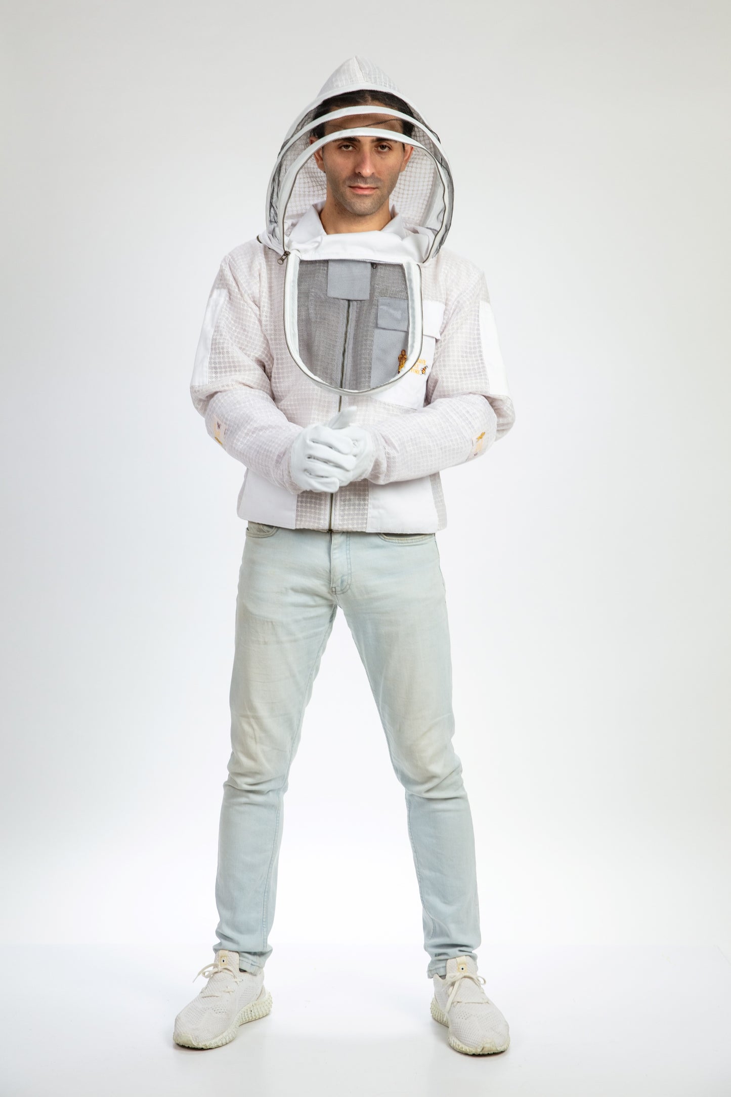 White Beekeeping Ventilated Jacket with Fencing Veil