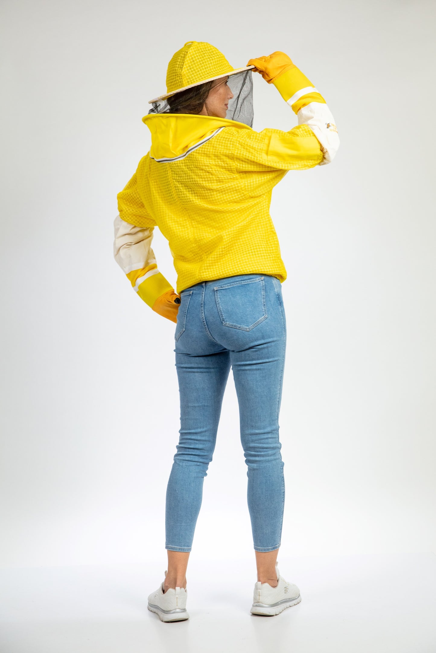Yellow Beekeeping Ventilated Jacket with Round Veil
